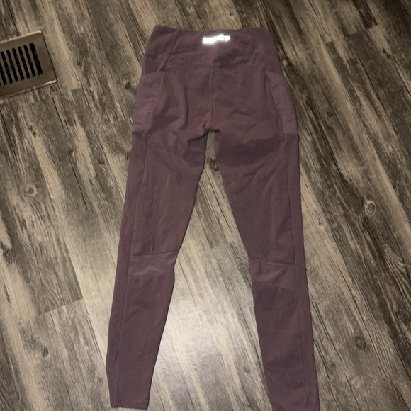 Gymshark LEGGINGS woman’s medium - Picture 6 of 7